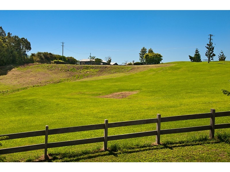 9 Mountain Blue Court, Myocum NSW 2481