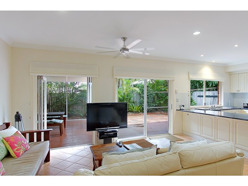 2/49 Carlyle Street, Byron Bay NSW 2481