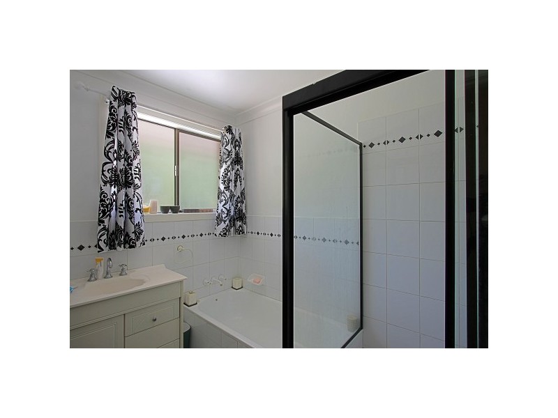 64 Bangalow Road, Byron Bay NSW 2481