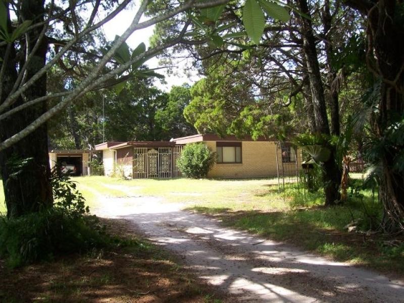 113-115 Broken Head Road, Suffolk Park NSW 2481