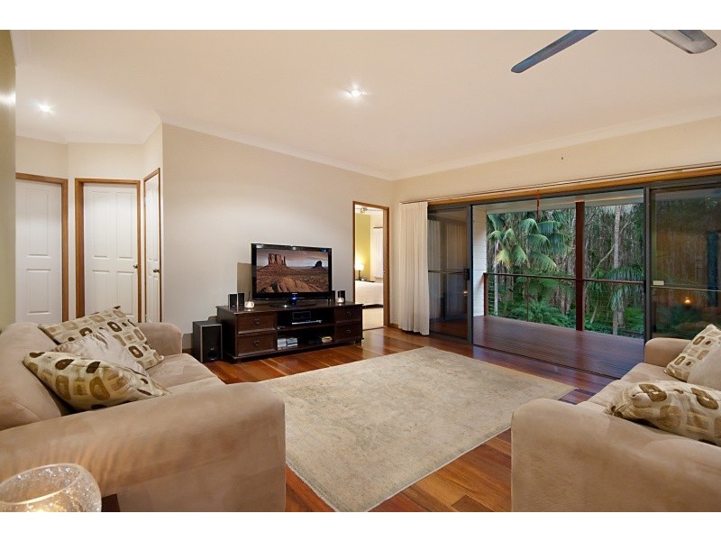 12 Bottlebrush Crescent, Suffolk Park NSW 2481