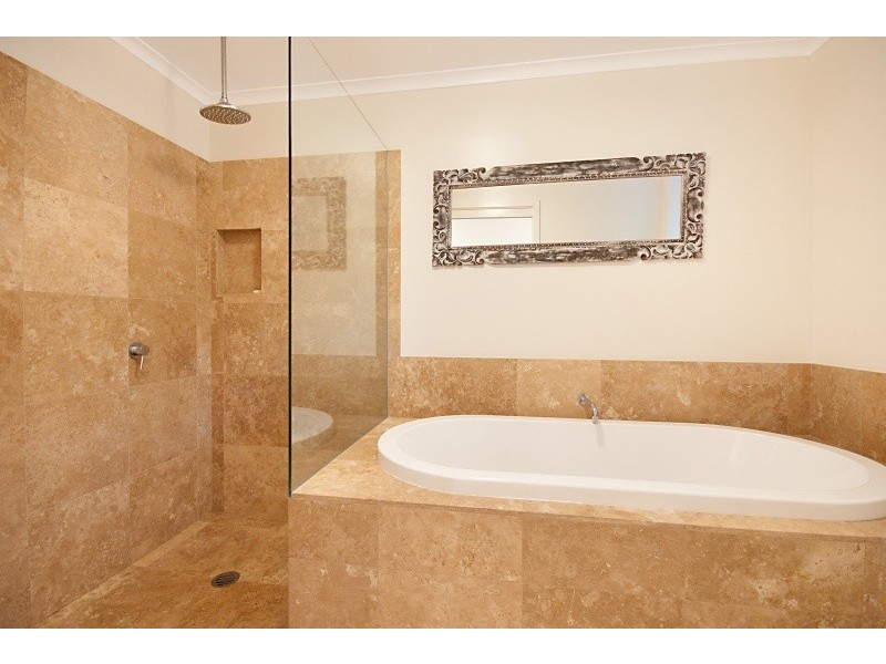 12 Bottlebrush Crescent, Suffolk Park NSW 2481