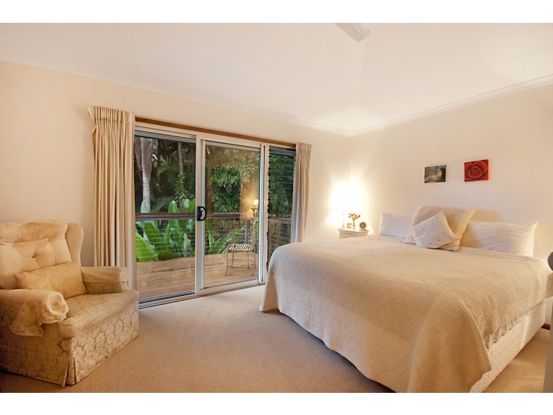 77 Parkway Drive, Ewingsdale NSW 2481