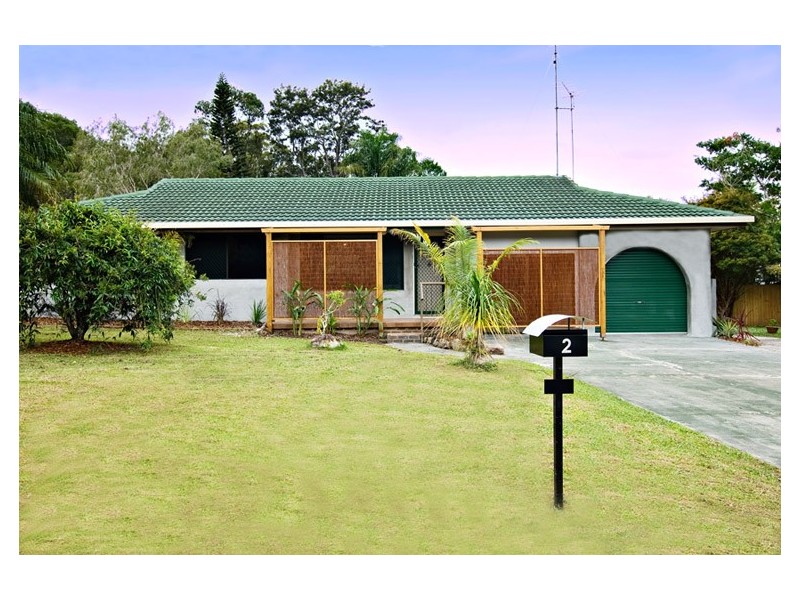 2 Inderwong Avenue, Ocean Shores NSW 2483