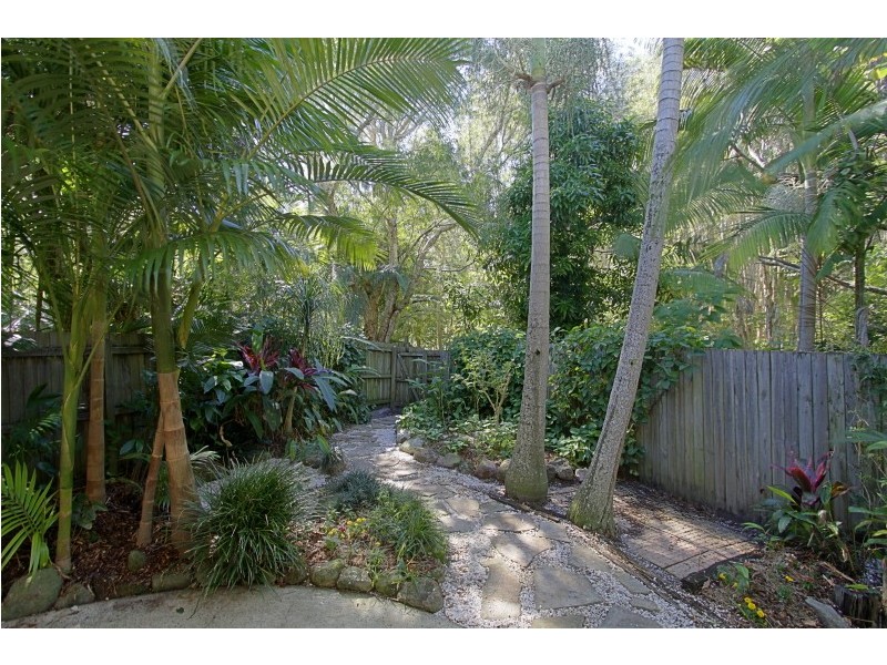 4/9 Hazelwood Close, Suffolk Park NSW 2481
