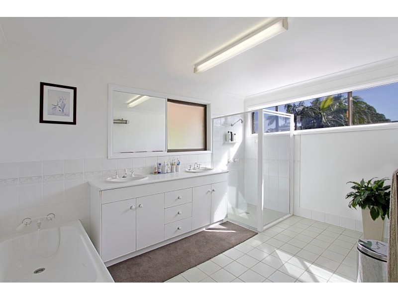 34 Julian Rocks Drive, Byron Bay NSW 2481