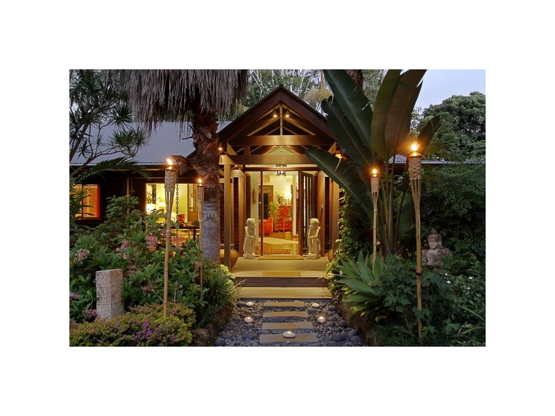 9 Plantation Drive, Ewingsdale NSW 2481