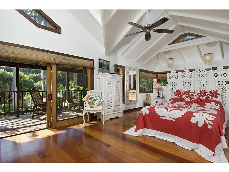 9 Plantation Drive, Ewingsdale NSW 2481