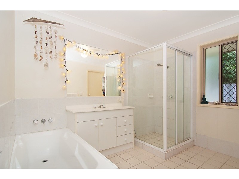 10 Jacaranda Drive, Byron Bay NSW 2481