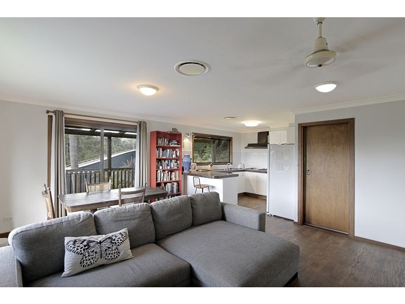 7 Arika Avenue, Ocean Shores NSW 2483