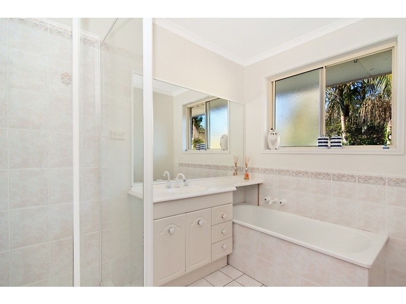 52 Jacaranda Drive, Byron Bay NSW 2481