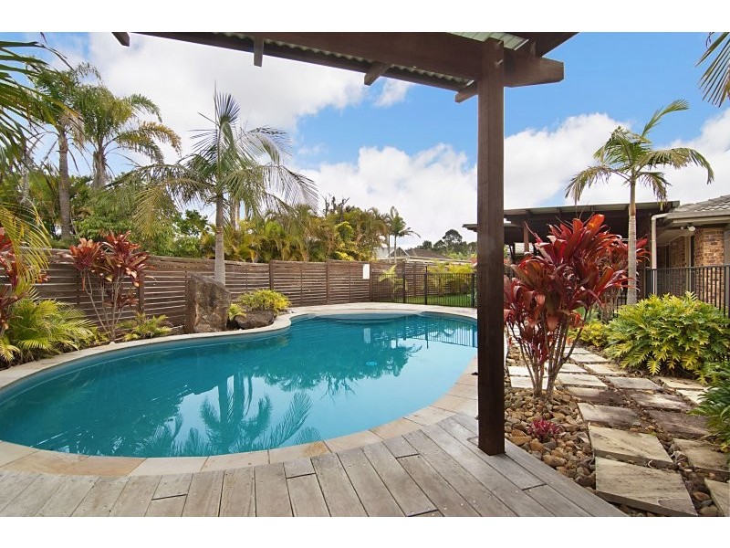 24 Teak Circuit, Suffolk Park NSW 2481