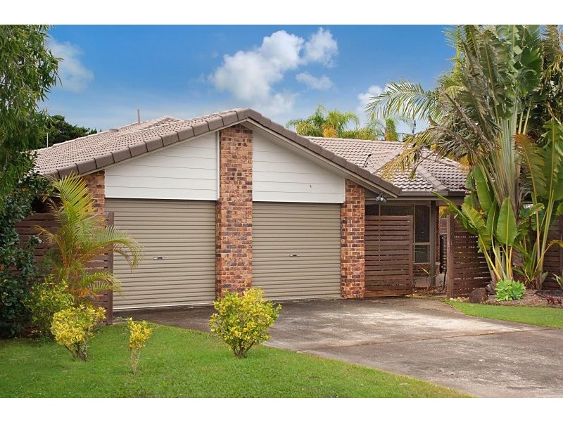 24 Teak Circuit, Suffolk Park NSW 2481