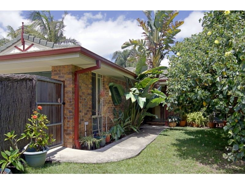 2 Silky Oak Court, Suffolk Park NSW 2481