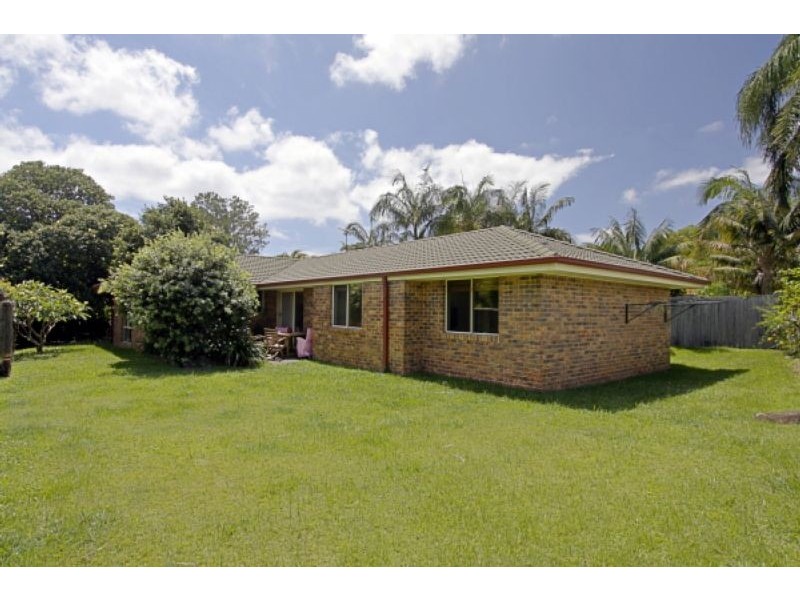 2 Silky Oak Court, Suffolk Park NSW 2481