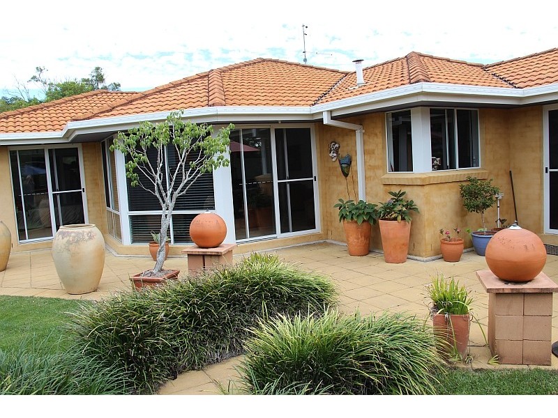 5 Lasiandra Close, Suffolk Park NSW 2481