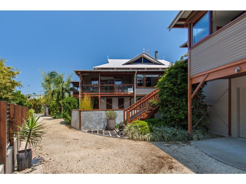 22 Sallywattle Drive, Suffolk Park NSW 2481