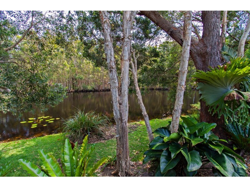 22 Sallywattle Drive, Suffolk Park NSW 2481