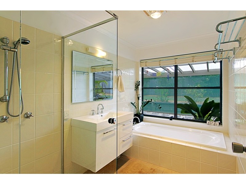 31 Bottlebrush Crescent, Suffolk Park NSW 2481