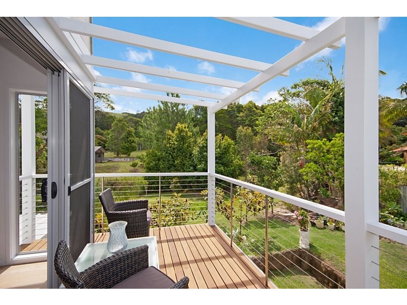 House 2/33 Coogera Circuit, Suffolk Park NSW 2481