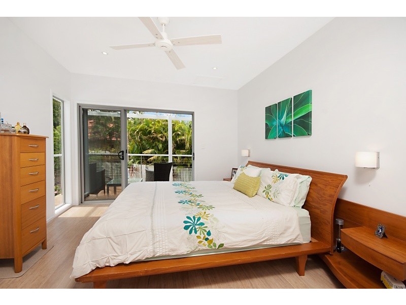 House 2/33 Coogera Circuit, Suffolk Park NSW 2481