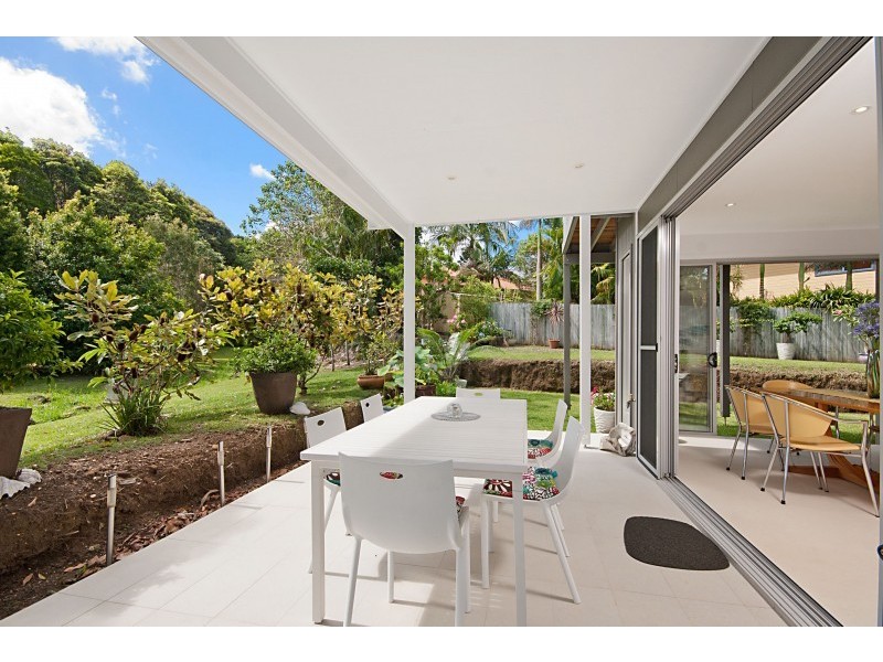 House 2/33 Coogera Circuit, Suffolk Park NSW 2481