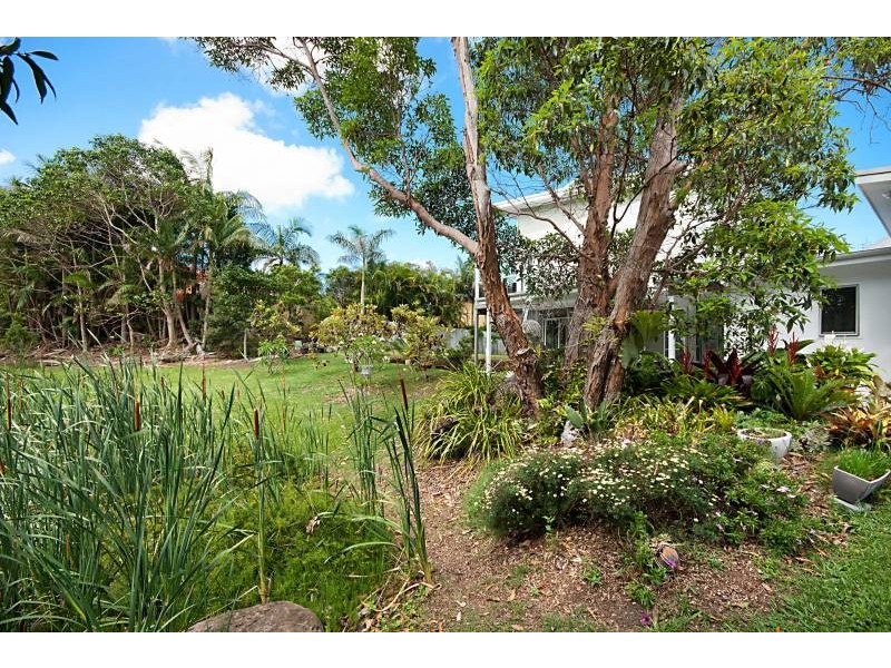 House 2/33 Coogera Circuit, Suffolk Park NSW 2481