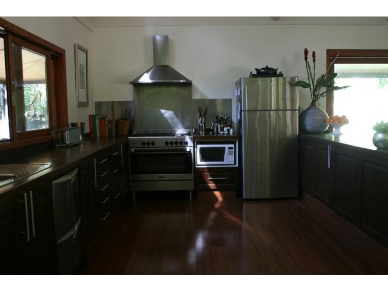 9 FigTree Court, Ewingsdale NSW 2481