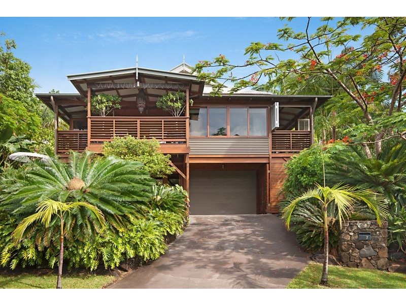 7 Bottlebrush Crescent, Suffolk Park NSW 2481