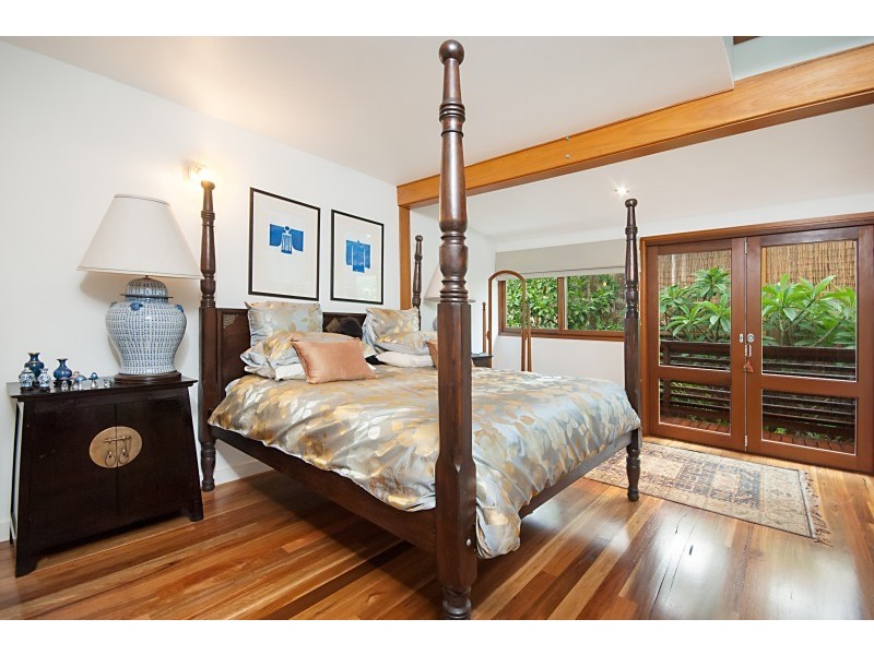 7 Bottlebrush Crescent, Suffolk Park NSW 2481