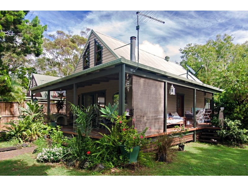 1/4 Kalamajere Drive, Suffolk Park NSW 2481