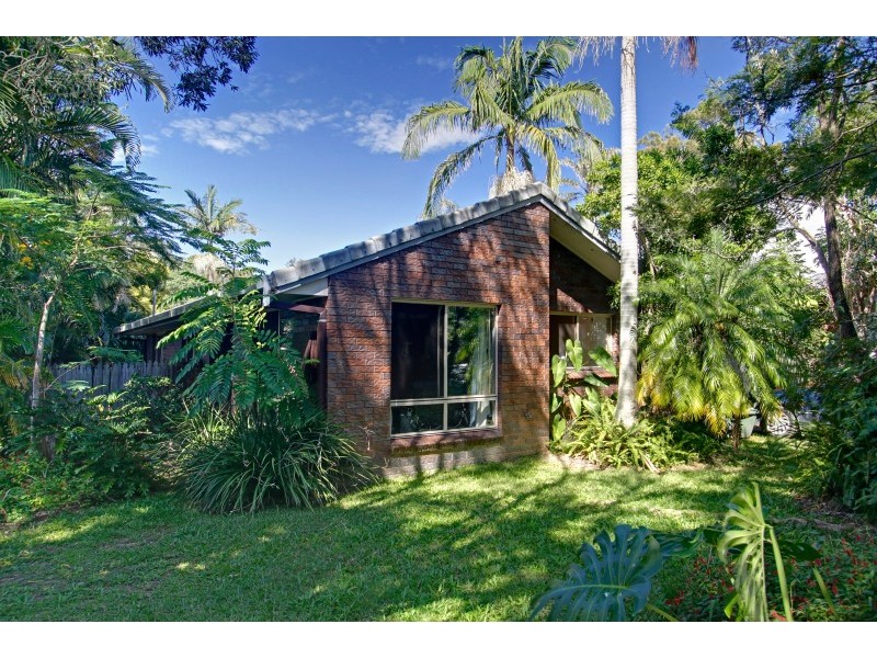 8 Pepperbush Street, Suffolk Park NSW 2481