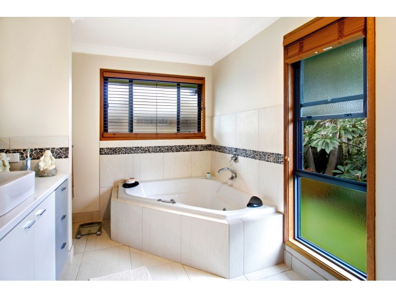 4 Bangalay Court, Bangalow NSW 2479