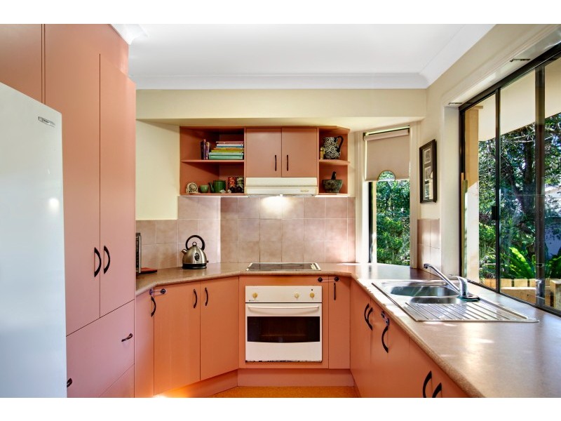 14 Oceanside Place, Suffolk Park NSW 2481