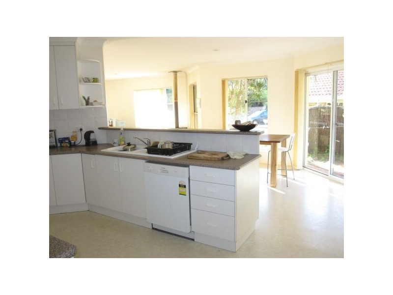 38 Bottlebrush Crescent, Suffolk Park NSW 2481