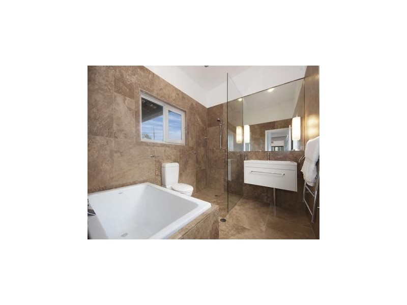 2e Pacific Vista Drive, Byron Bay NSW 2481