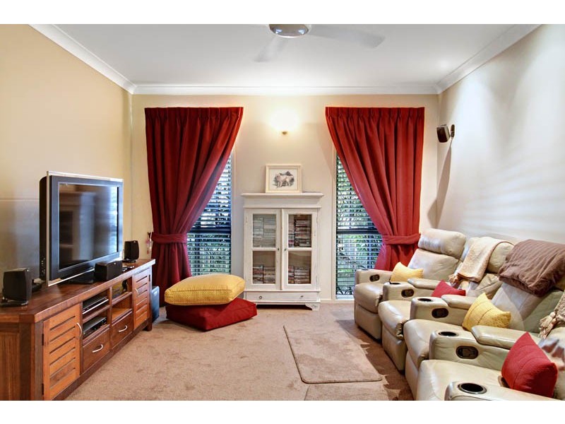 10 Lasiandra Close, Suffolk Park NSW 2481