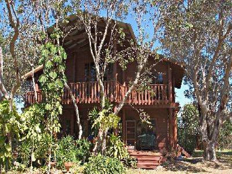 Cnr Childe Street & Don Street – Cedar Seas, Belongil Beach, Byron Bay NSW 2481