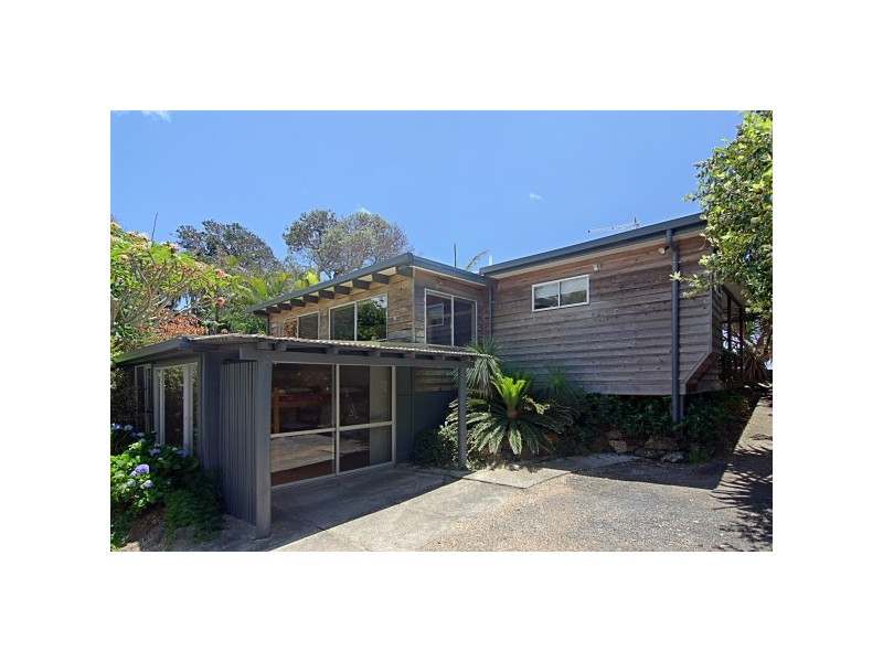 16 Childe Street, Belongil Beach, Byron Bay NSW 2481