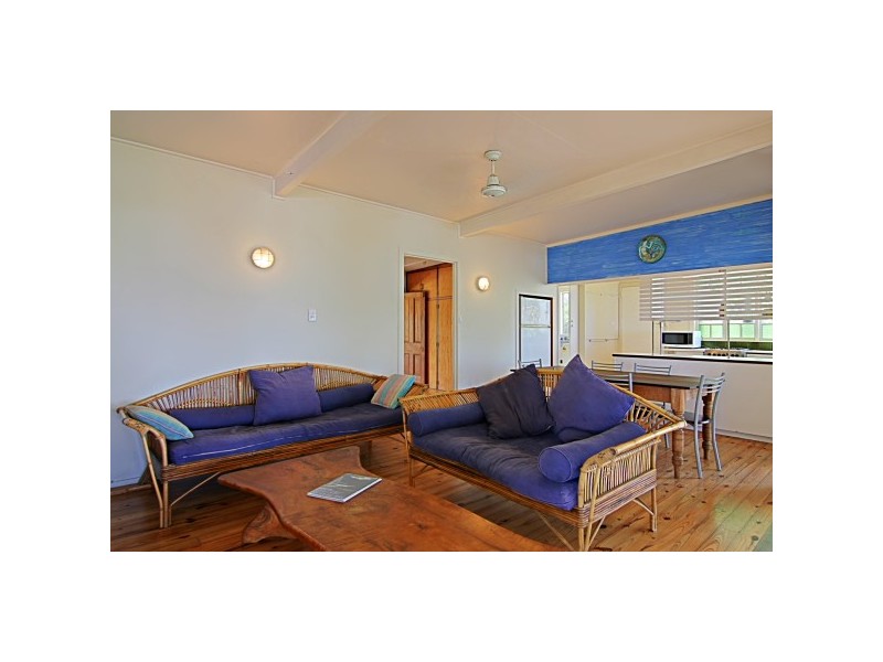 16 Childe Street, Belongil Beach, Byron Bay NSW 2481