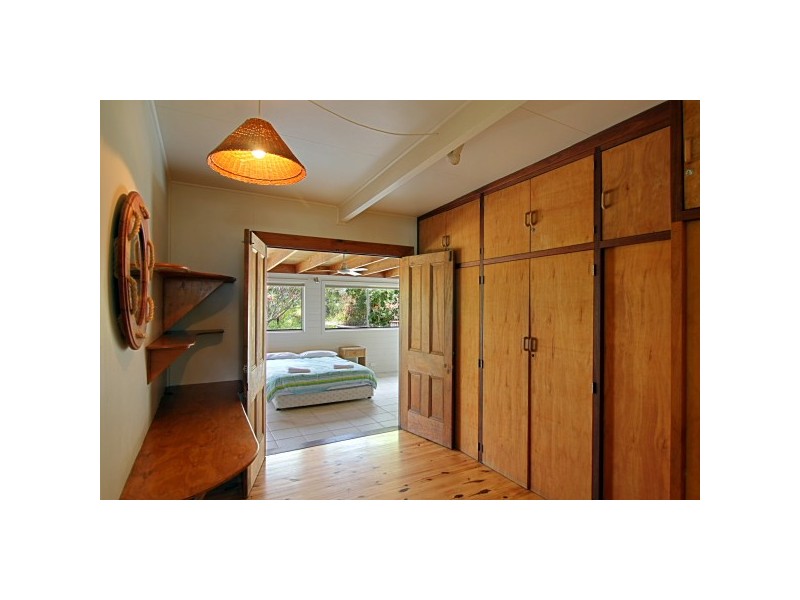 16 Childe Street, Belongil Beach, Byron Bay NSW 2481