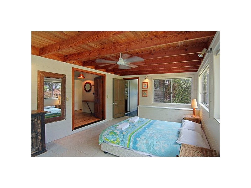 16 Childe Street, Belongil Beach, Byron Bay NSW 2481