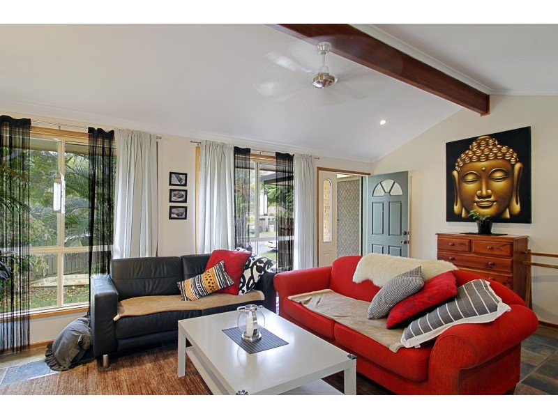 21 Bottlebrush Crescent, Suffolk Park NSW 2481