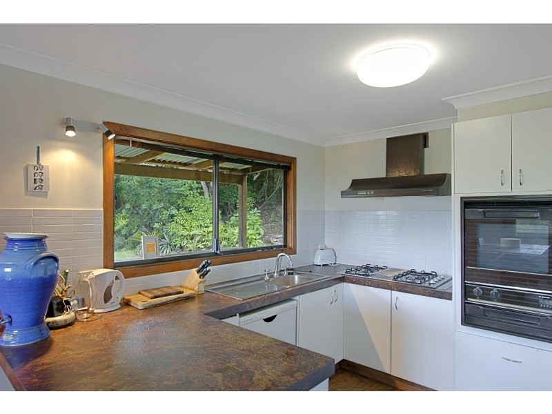 7 Arika Avenue, Ocean Shores NSW 2483