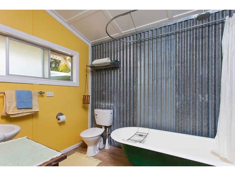 90 McGettigans Lane, Ewingsdale NSW 2481