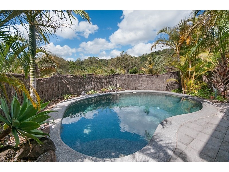 18 Caniaba Crescent, Suffolk Park NSW 2481