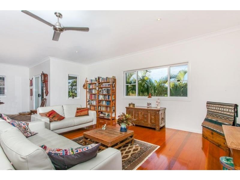 18 Caniaba Crescent, Suffolk Park NSW 2481
