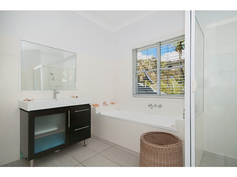 18 Caniaba Crescent, Suffolk Park NSW 2481