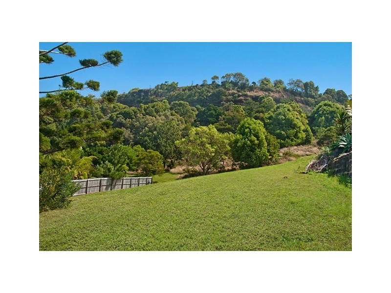 51 Caniaba Crescent, Suffolk Park NSW 2481