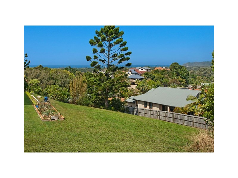 51 Caniaba Crescent, Suffolk Park NSW 2481